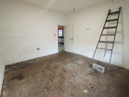 Casa de 4 ambientes a refaccionar