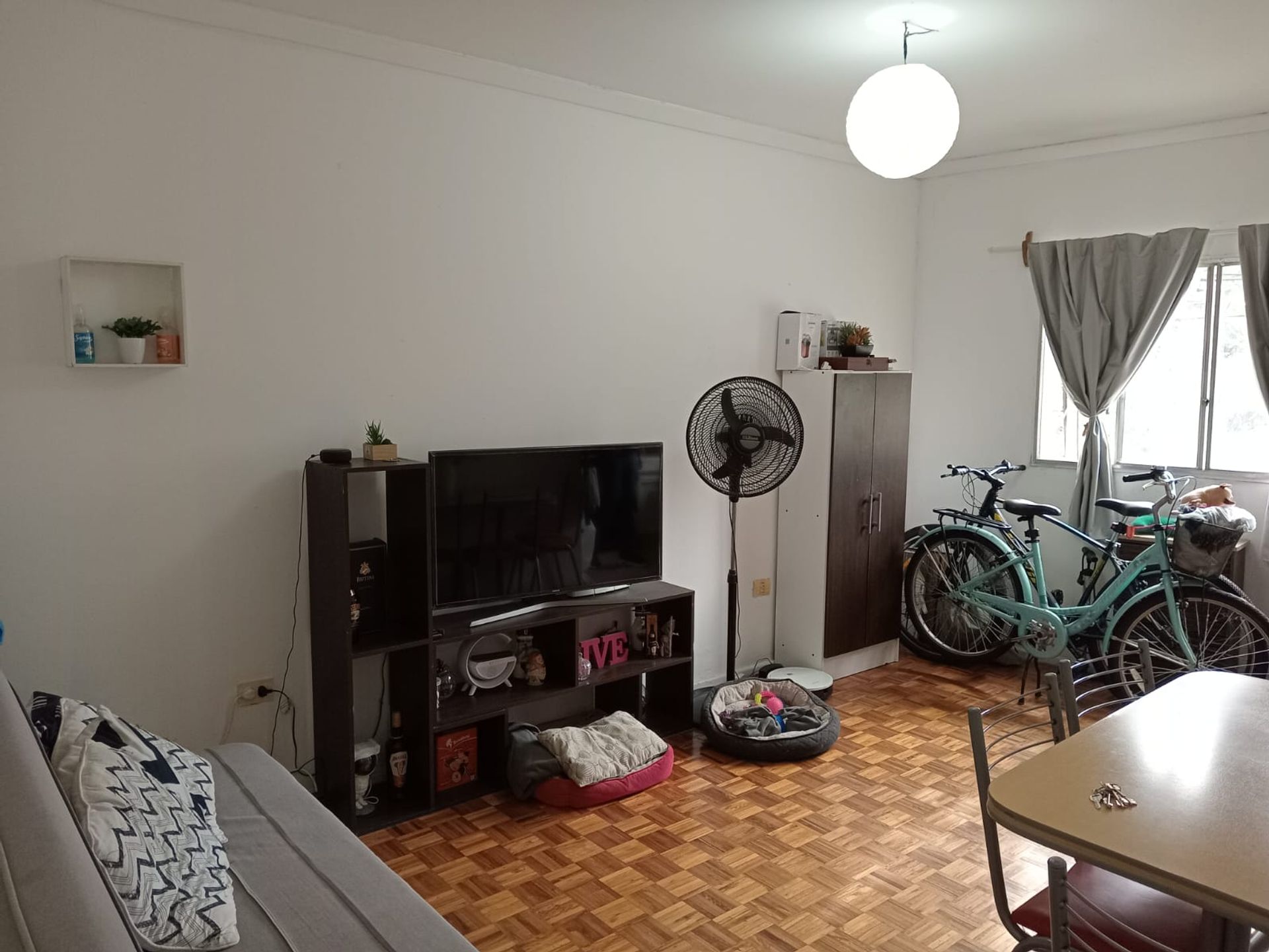 Venta Depto 2 Amb Al Frente Zona Acasuso 1Er Piso