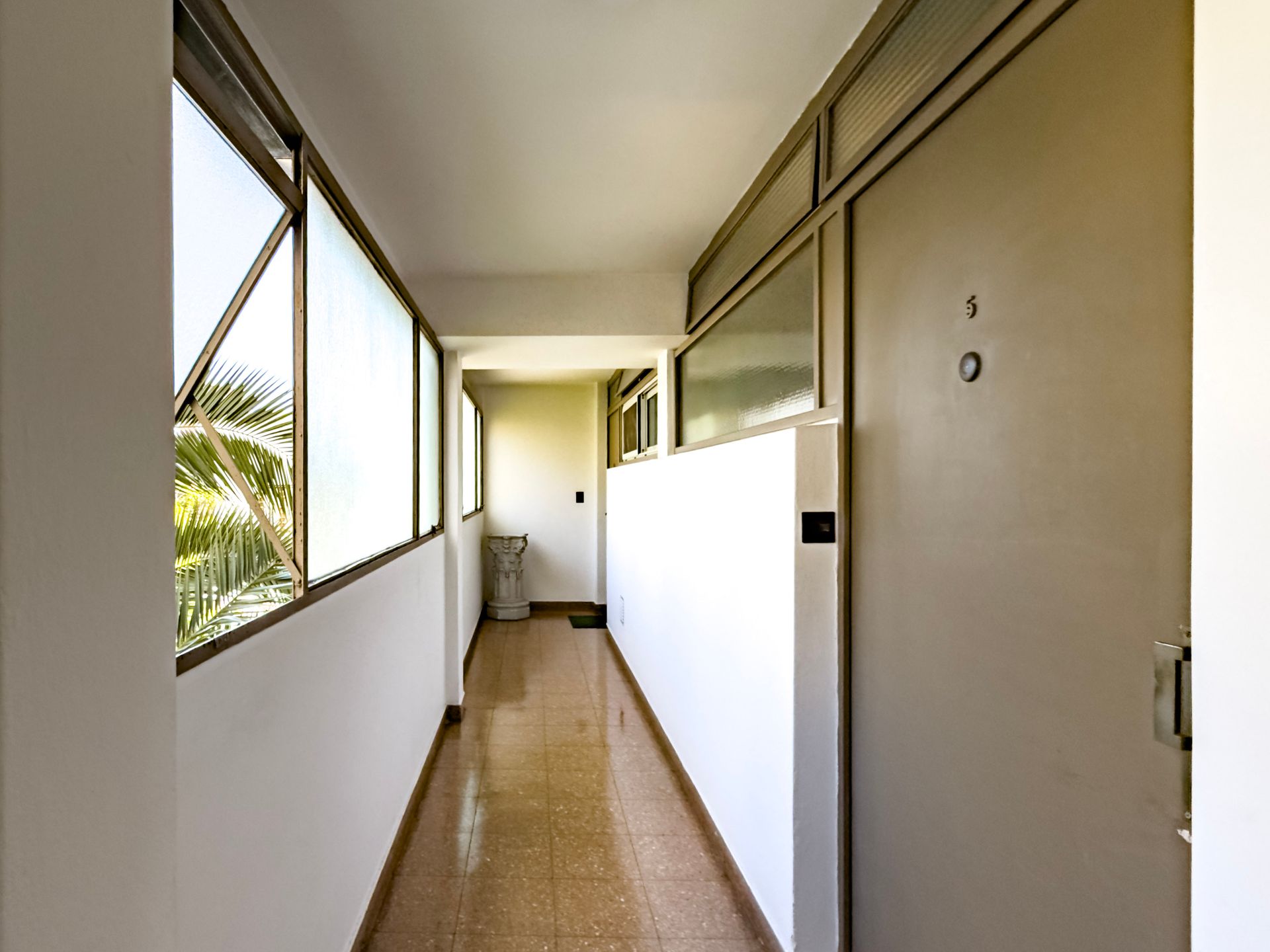 VENTA DEPARTAMENTO DOS AMBIENTES 78m VIAS ACASUSSO