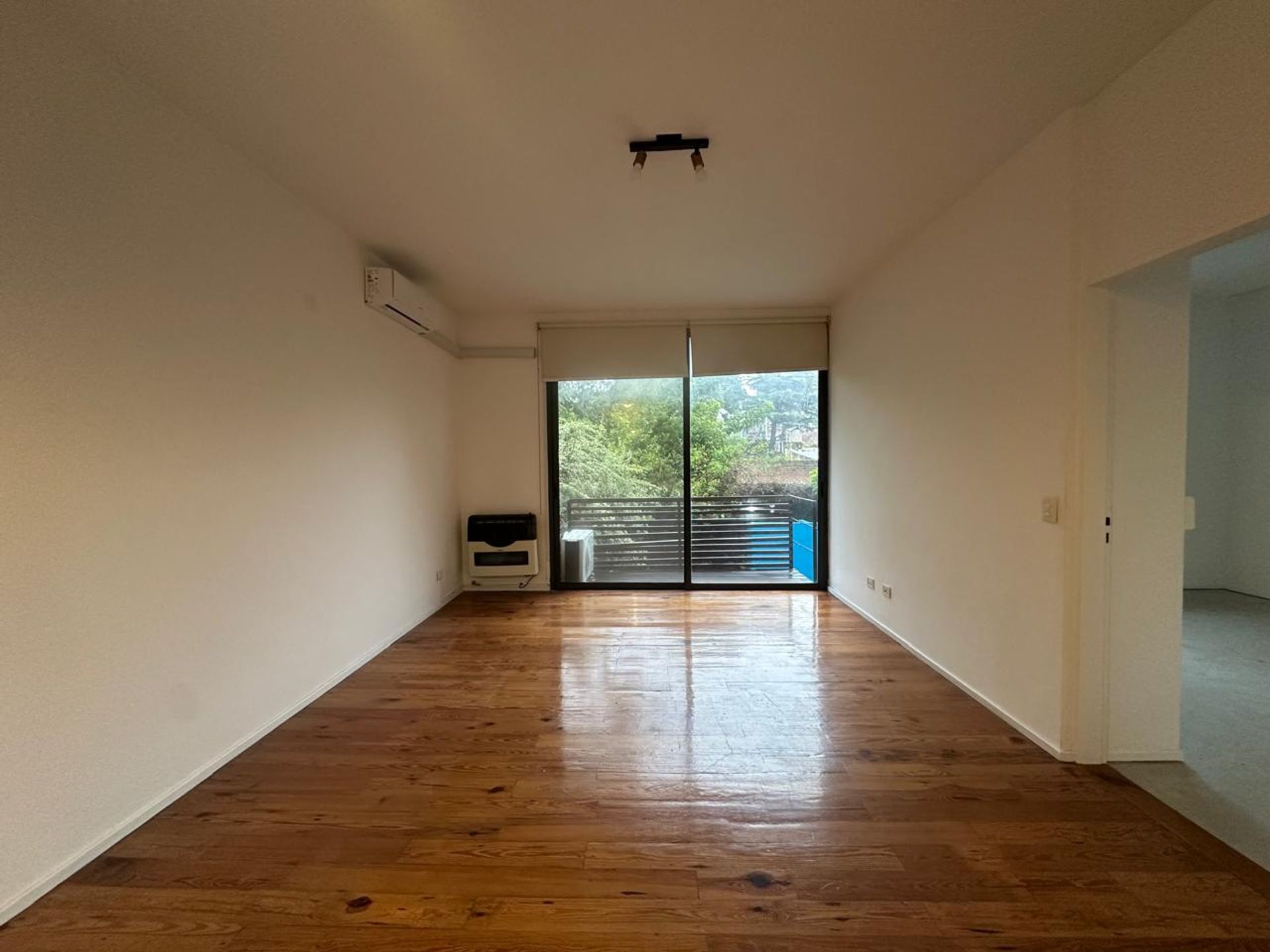 2-room sale in San Isidro, garage, pool, and grill