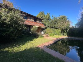 4-room House for Sale in Semi-closed Neighborhood with Security