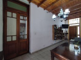 Sale: Ph 3‑bedroom apartment with patio and automatic entrance, San Fernando