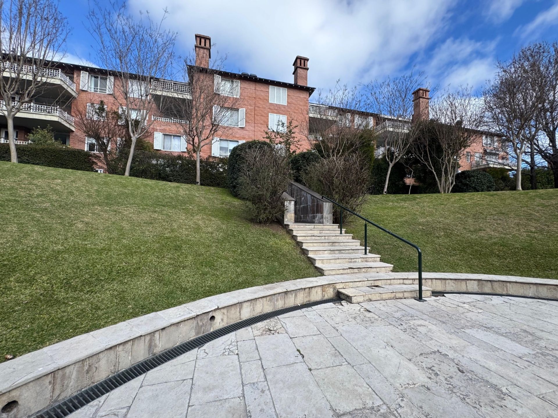Alquiler Dep/Duplex 4Amb. Jardines De San Isidro
