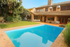 Gran casa en venta a pasos del hipódromo