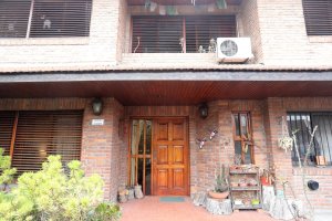 Gran casa en venta a pasos del hipódromo