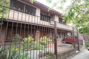Gran casa en venta a pasos del hipódromo