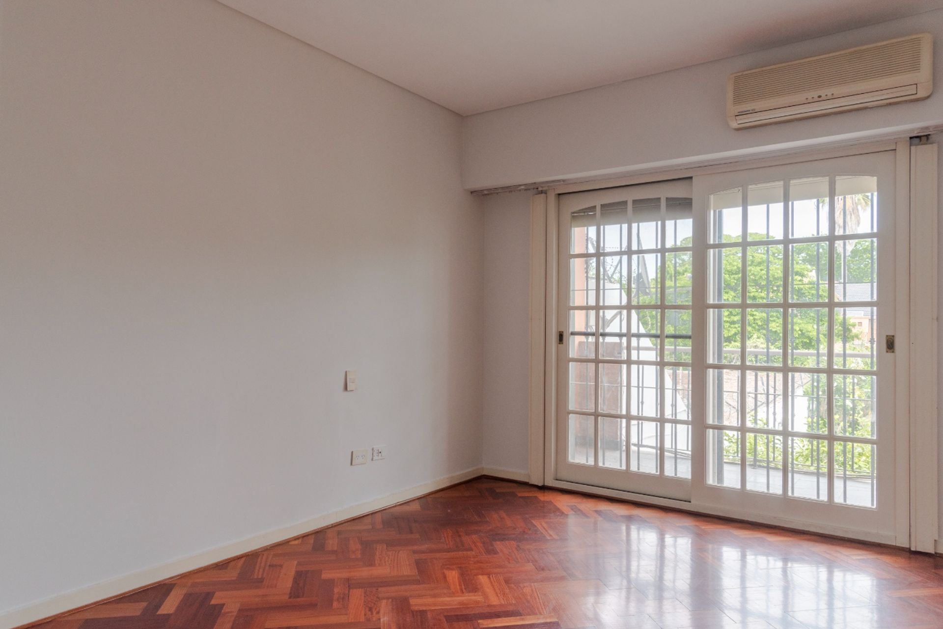 Venta casa 7 ambientes Florida