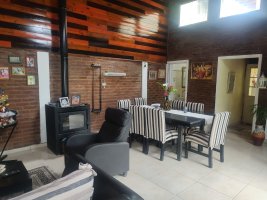 Sale Country House in Dique Luján