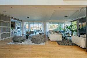 Rental of a Bright Furnished House on the Yacht