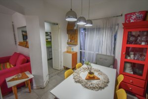 House for Sale 4 Rooms Florida Norte with Terrace and Quincho