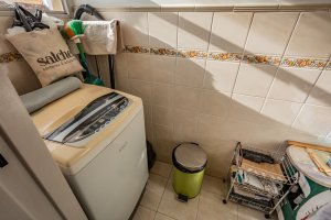 Sale 2-Room Apartment with Separate Kitchen, Credit