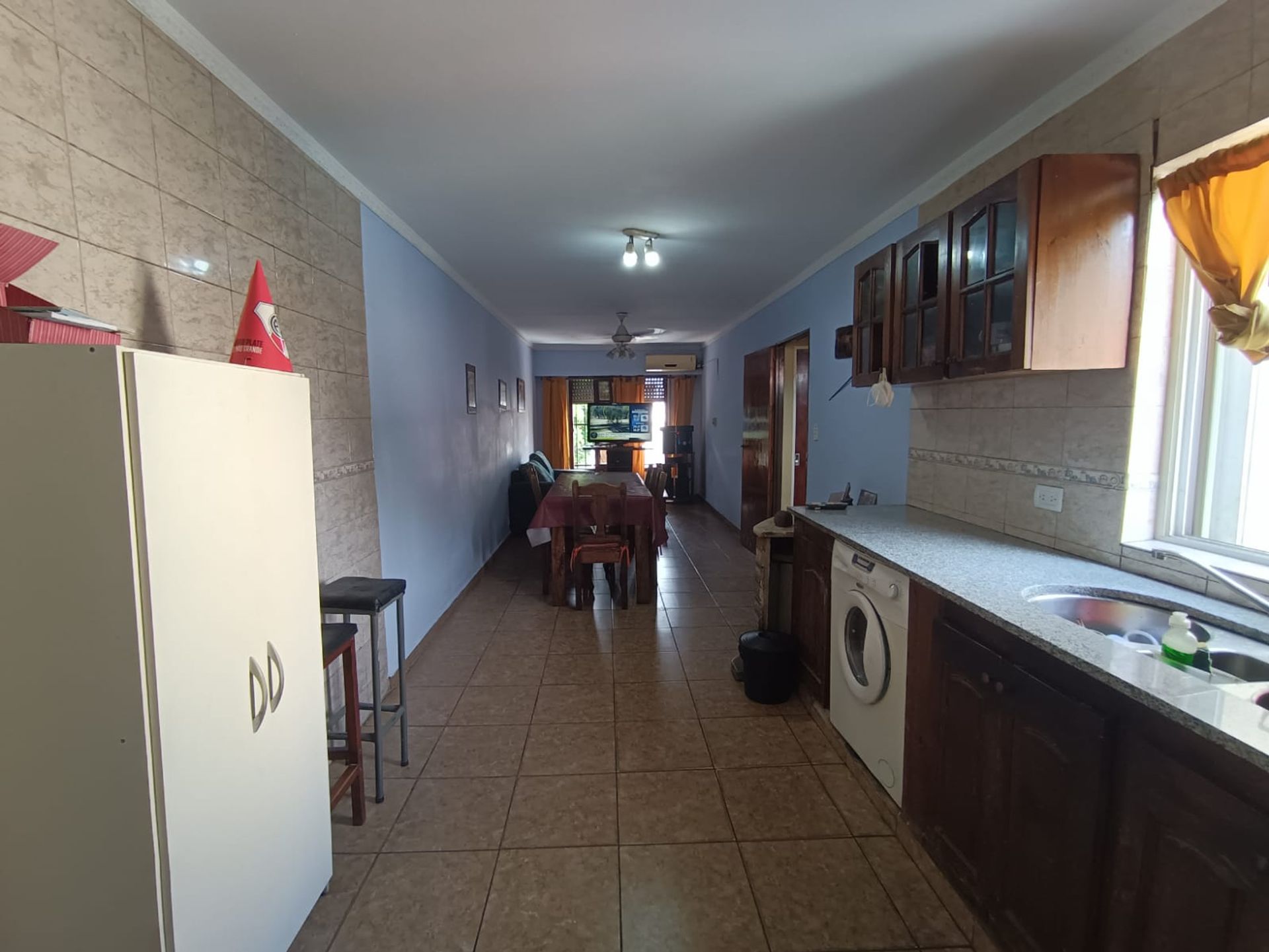 Venta CASA con LOCAL independiente