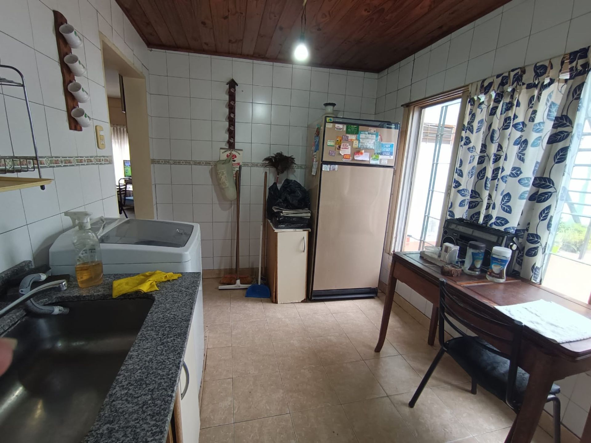 Venta CASA con LOCAL independiente
