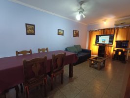 En Venta CASA familiar con LOCAL independiente
