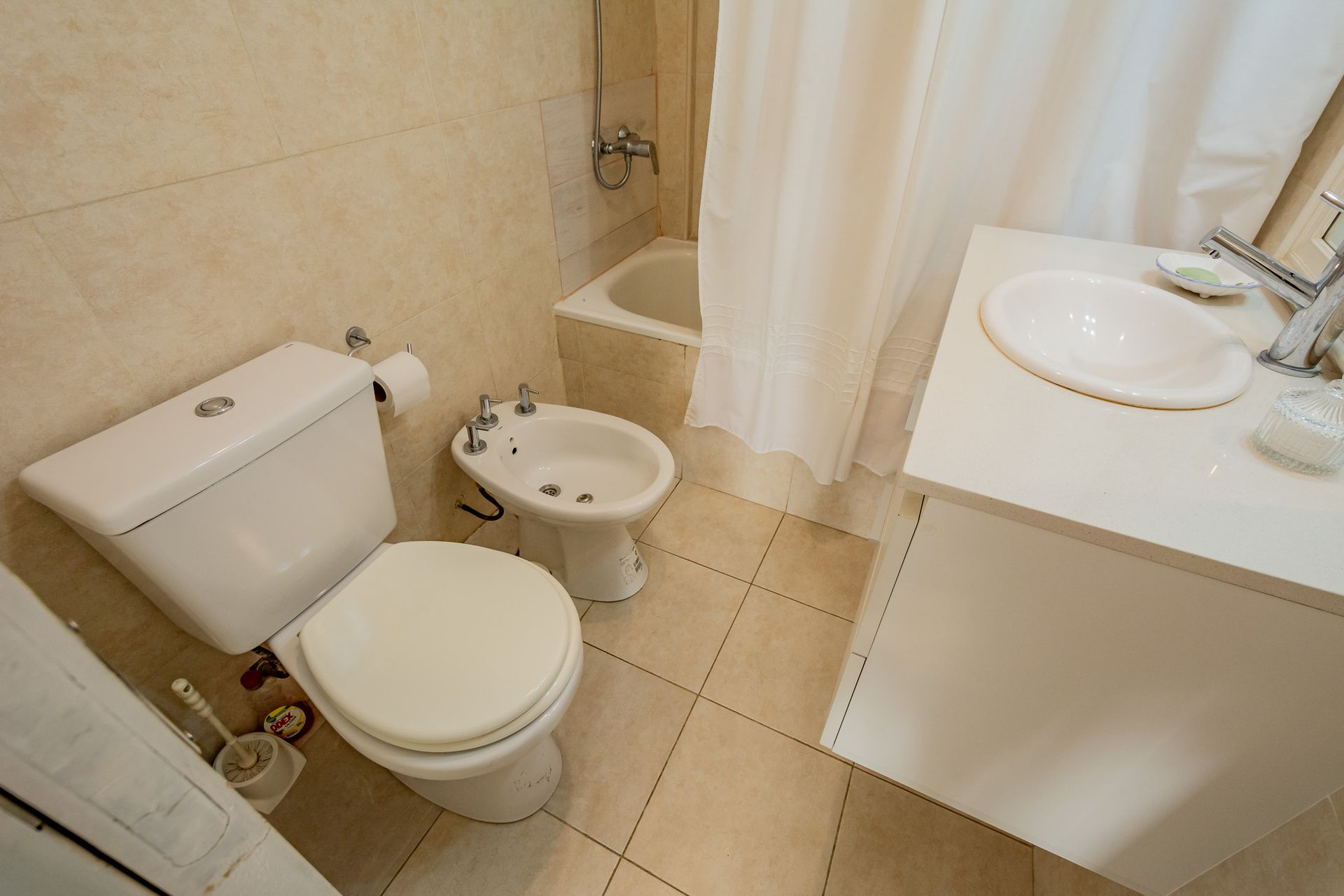 VENTA SEMIPISO DOS AMBIENTES DE 58m2 FLORIDA