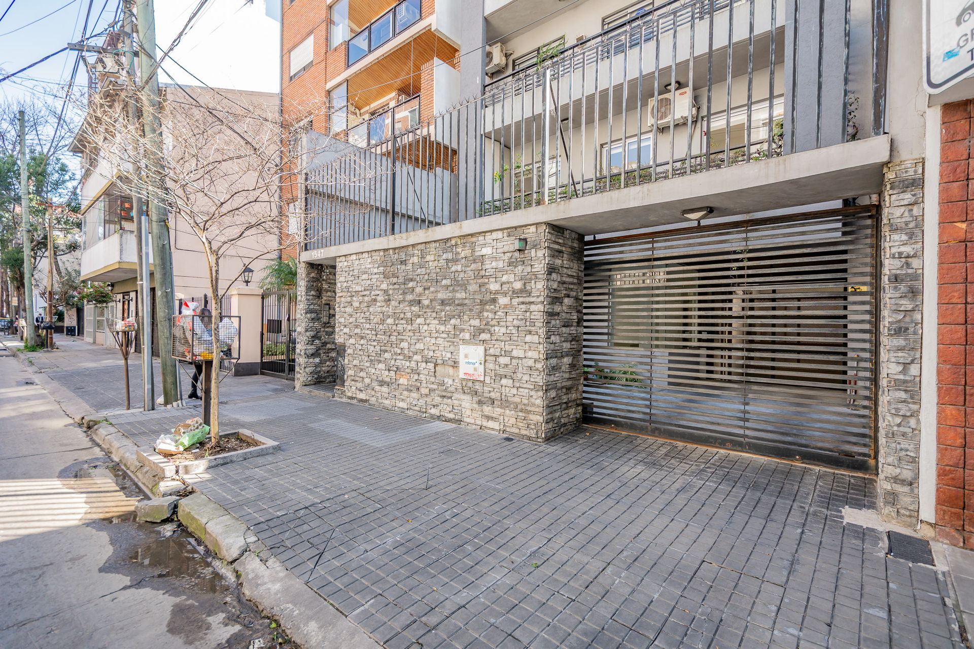 VENTA SEMIPISO DOS AMBIENTES DE 58m2 FLORIDA