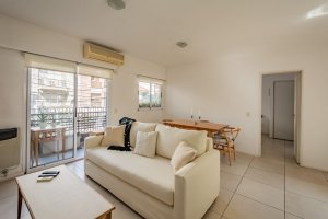 Sale of Spacious 2-room Apartment, 58 square meters, Florida