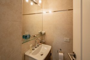 Sale of Spacious 2-room Apartment, 58 square meters, Florida
