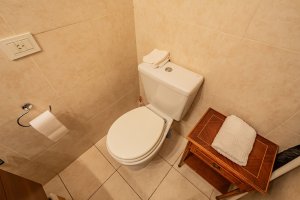 Sale of Spacious 2-room Apartment, 58 square meters, Florida