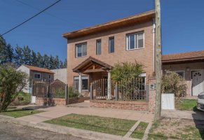 House for Sale: Altos De Pacheco, 5 Rooms, Garden Pool