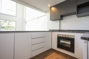 Beautiful 2-room property with front view, parking and amenities