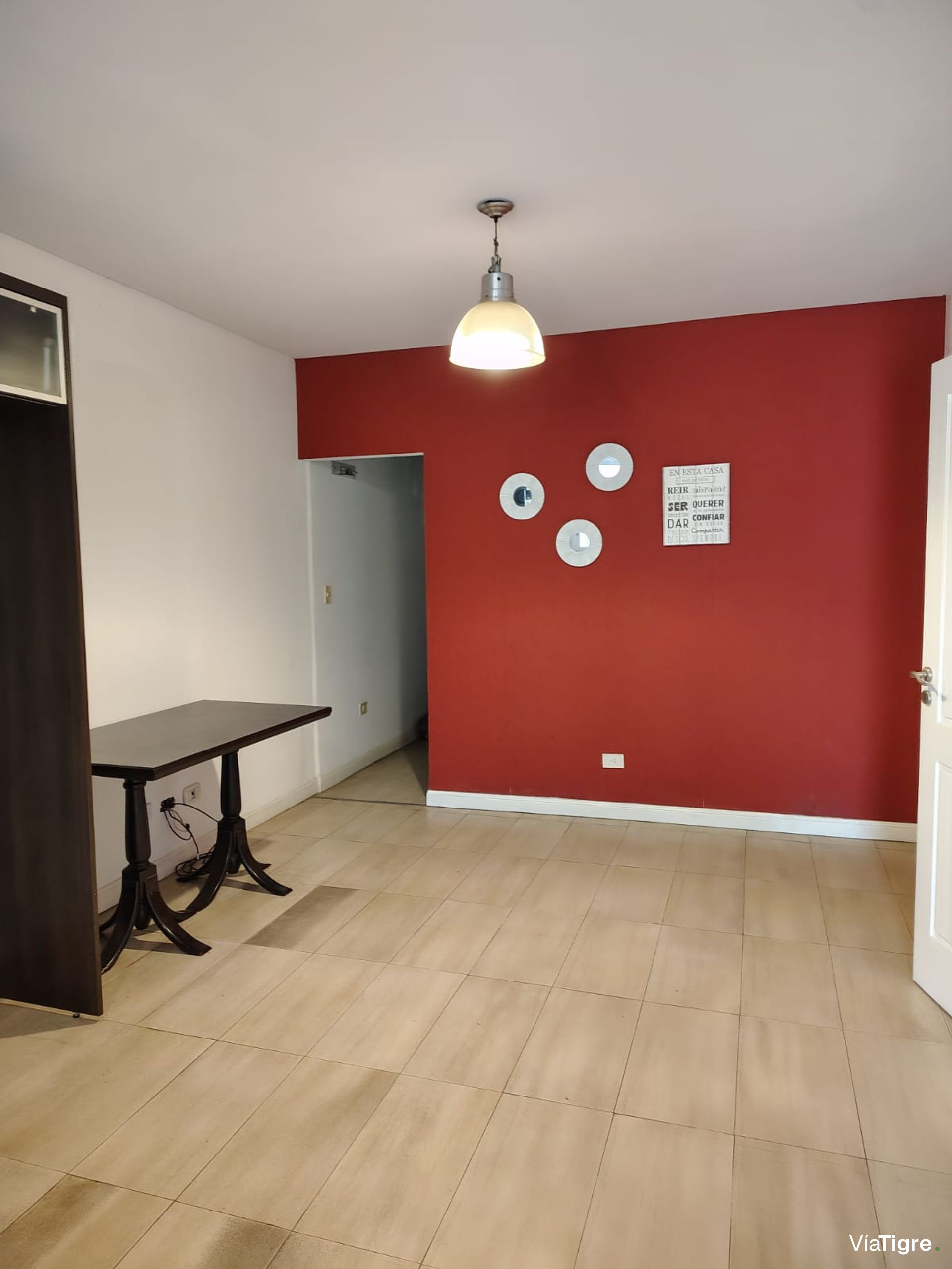Espaciosa casa con jardín para disfrutar