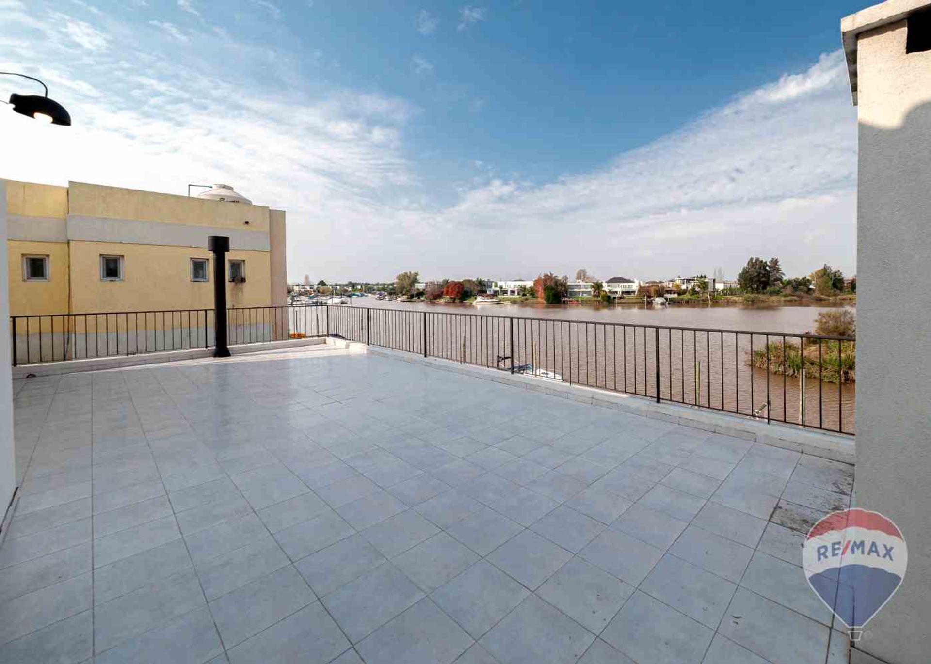 Casa En Venta En El Canal Tigre