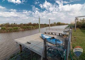 Casa En Venta En Barrio Nautico Canal -Al Rio