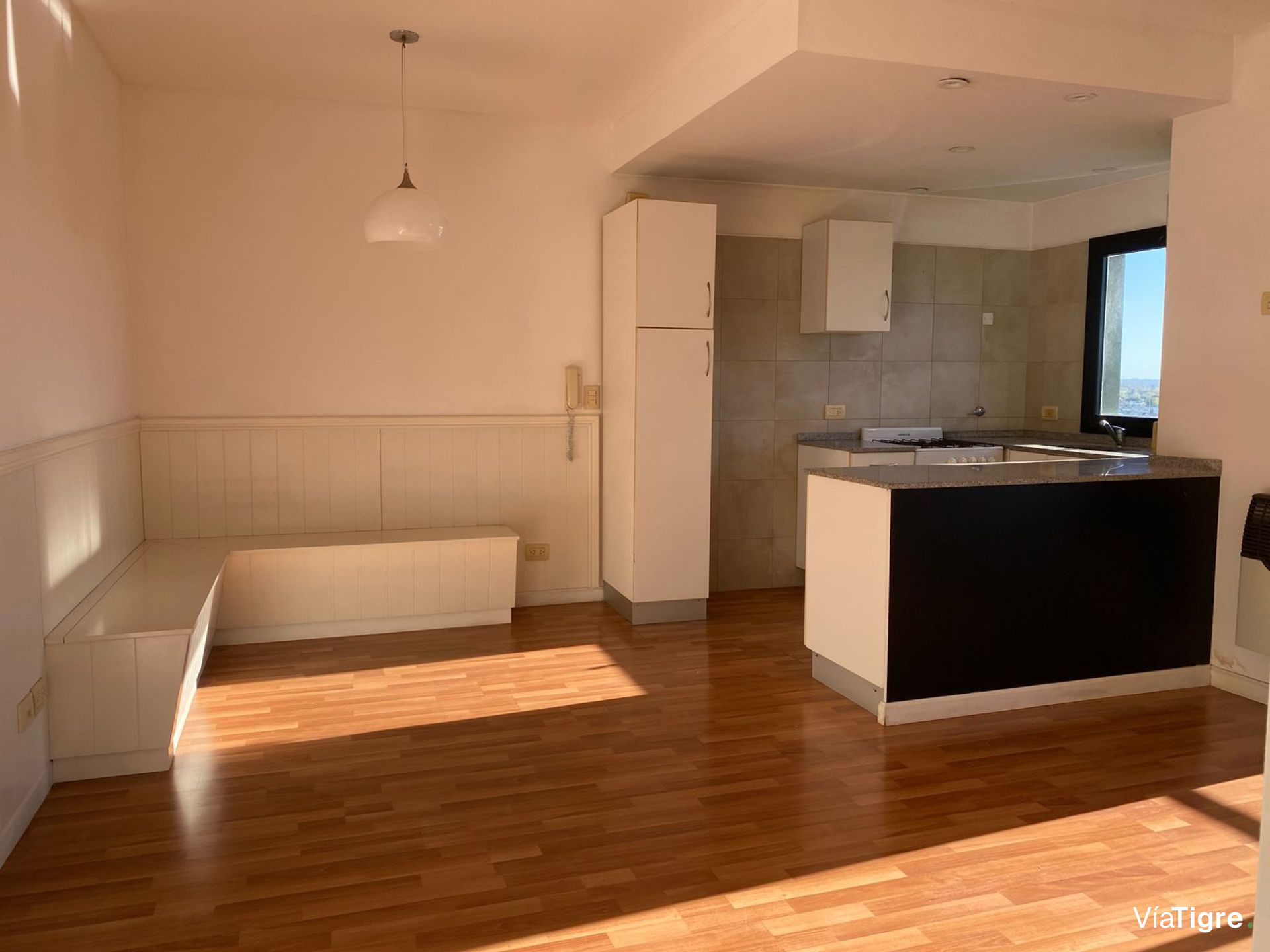 Venta Departamento 2 Ambientes MUY LUMINOSO