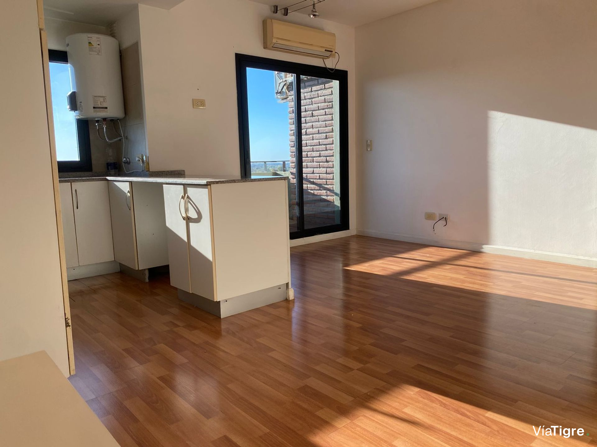 Venta Departamento 2 Ambientes MUY LUMINOSO