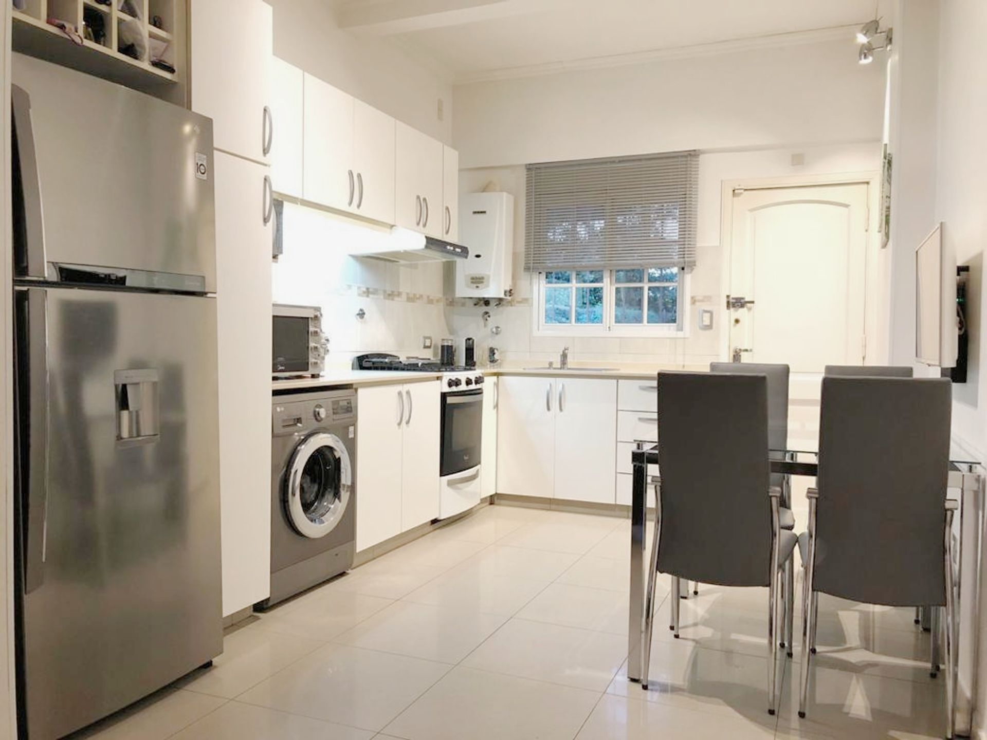 Casa En Venta En Lomas De San Isidro