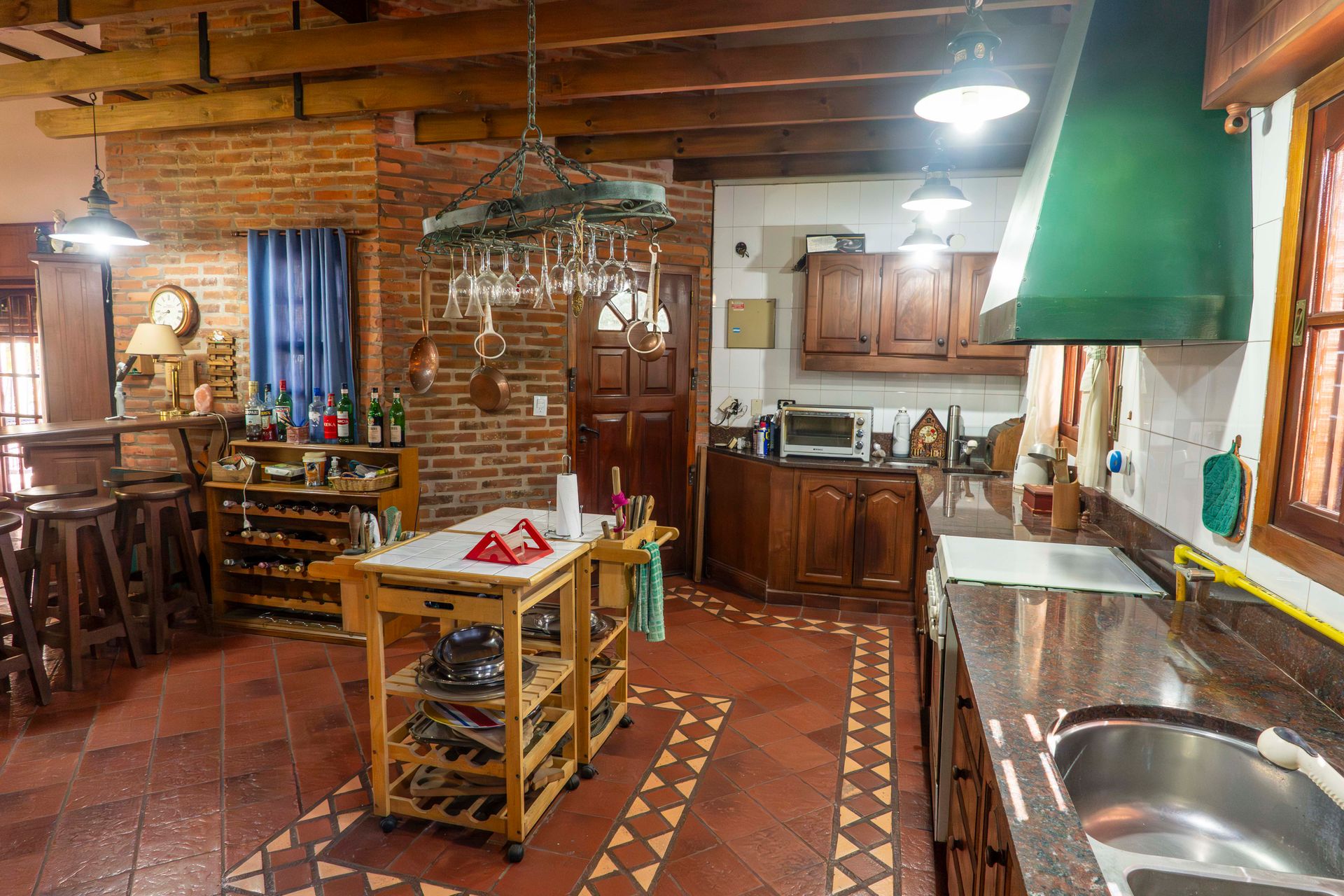 Casa Quinta en Venta-Ricardo Rojas, Lote 4200m2