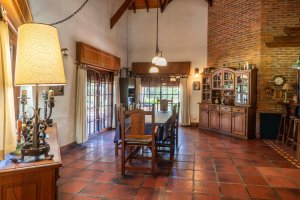Casa Quinta en Venta-Ricardo Rojas, Lote 4200m2