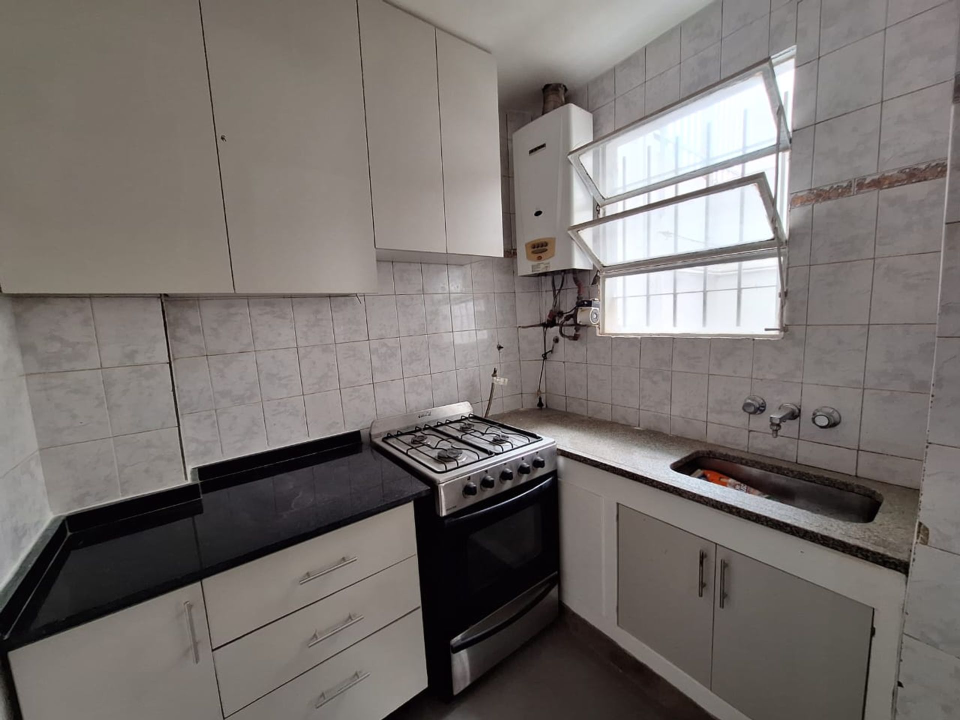 Sale Ph 2 Rooms with Commercial Space Vicente López