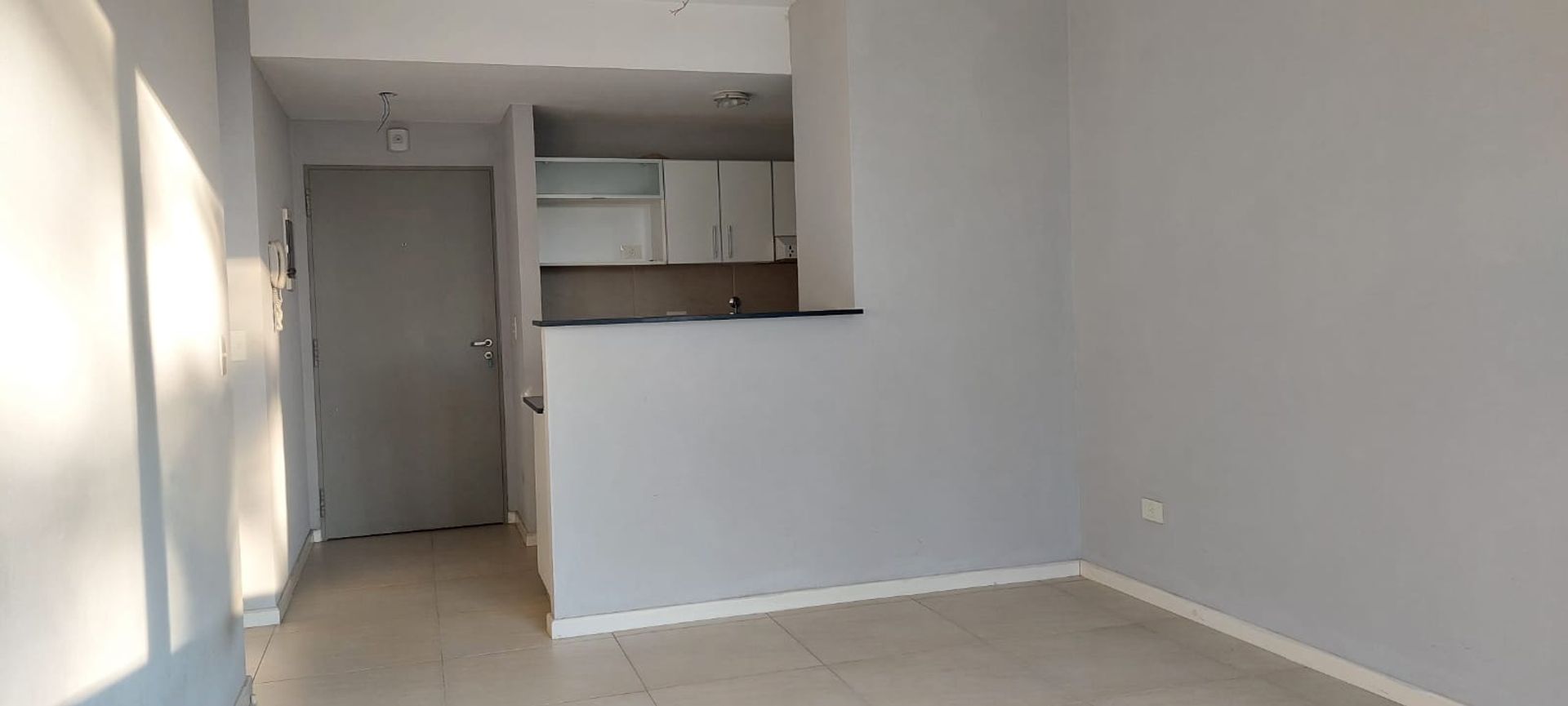 Venta 2 Amb Cochera Muy Luminoso Vista Abierta