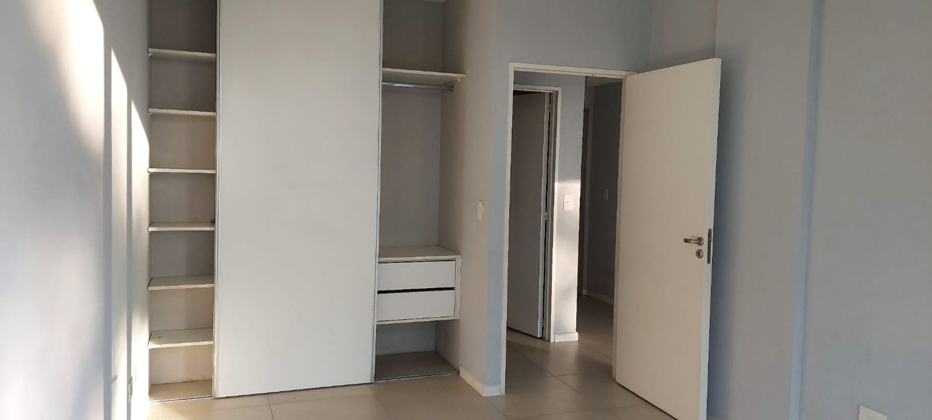 Venta 2 Amb Cochera Muy Luminoso Vista Abierta