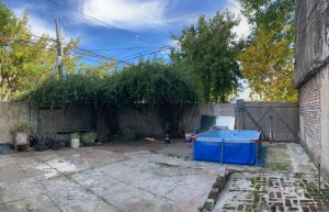 Venta Casa a refaccionar en esquina en Martínez