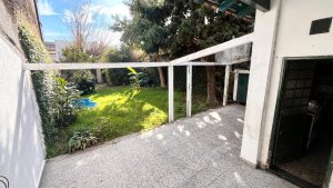 3-room house with garden to refurbish / owned lot