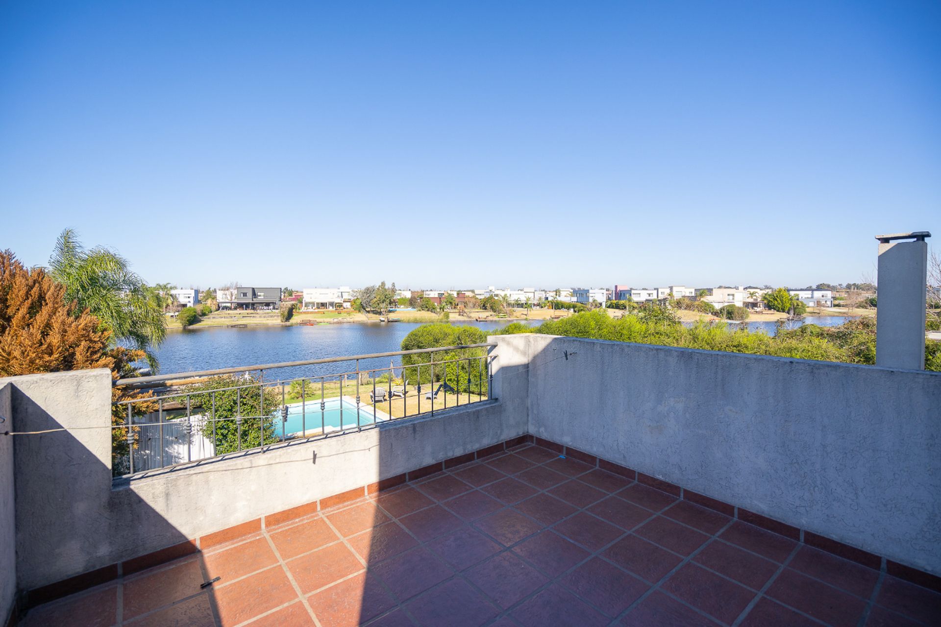 Venta Casa 5 Amb. Bº San Benito - Benavidez