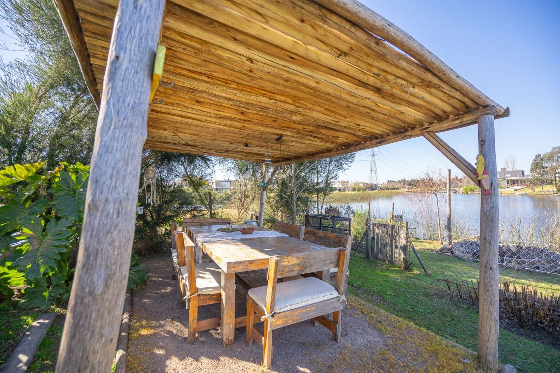 Venta Casa 5 Amb. Bº San Benito - Benavidez