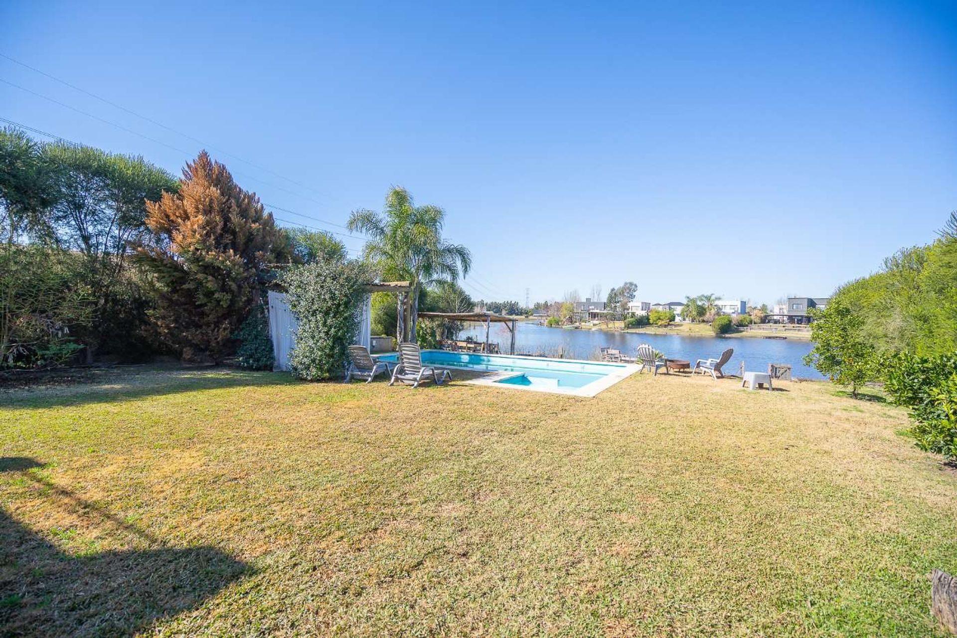 Venta Casa 5 Amb. Bº San Benito - Benavidez