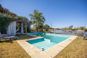 Venta Casa 5 Amb. Bº San Benito - Benavidez