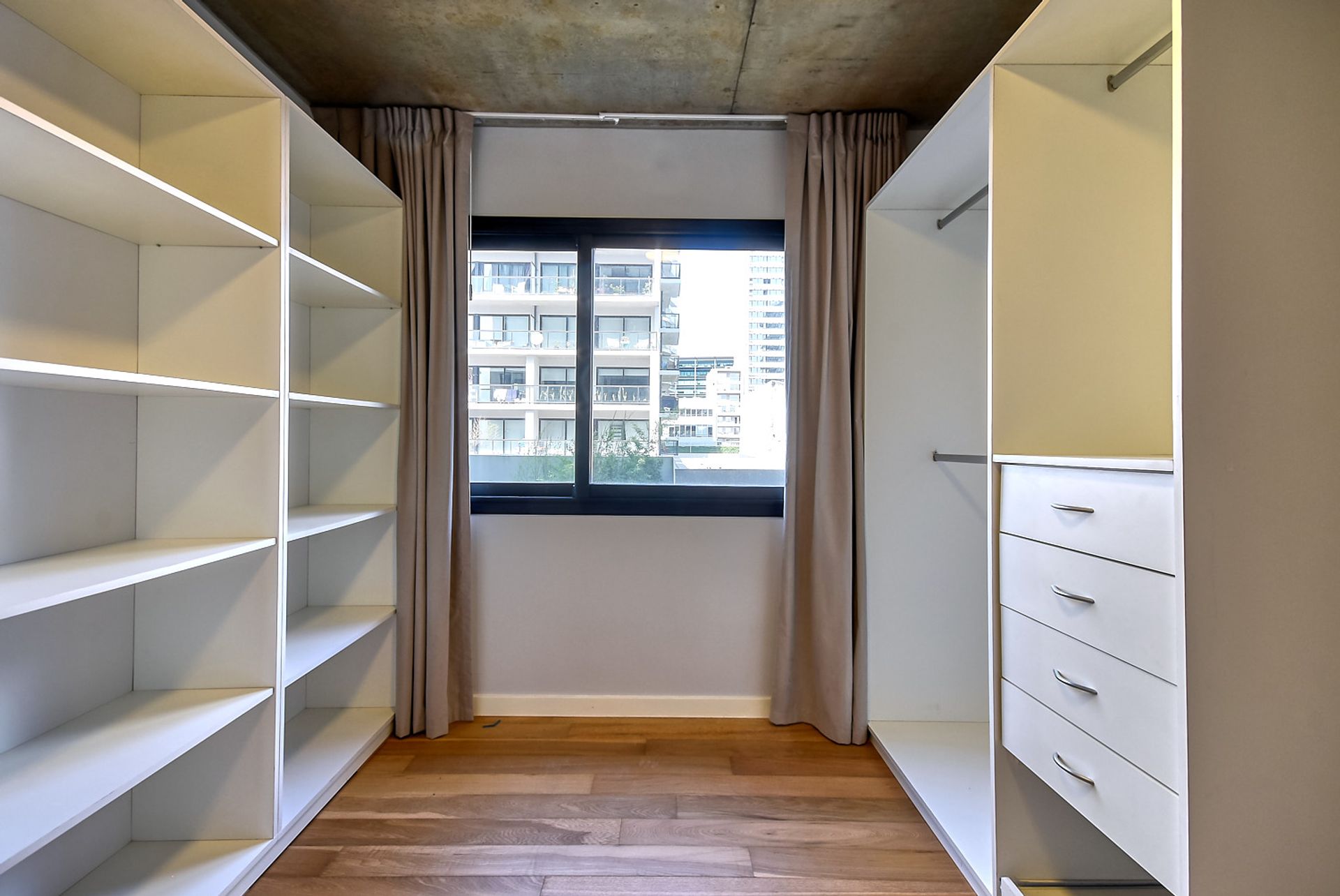 Piso Al Rio Amenities Premium Categoria
