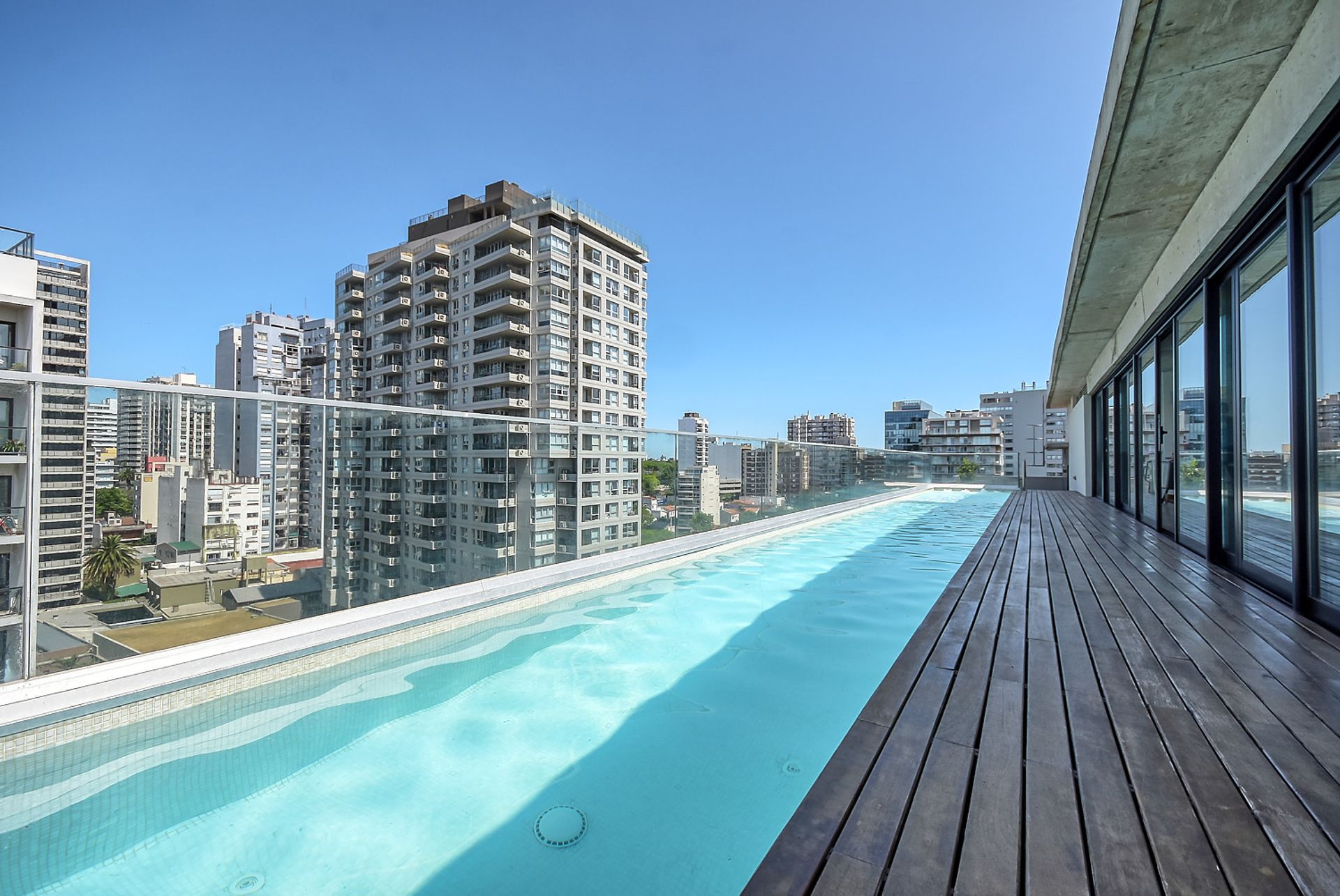Piso Al Rio Amenities Premium Categoria