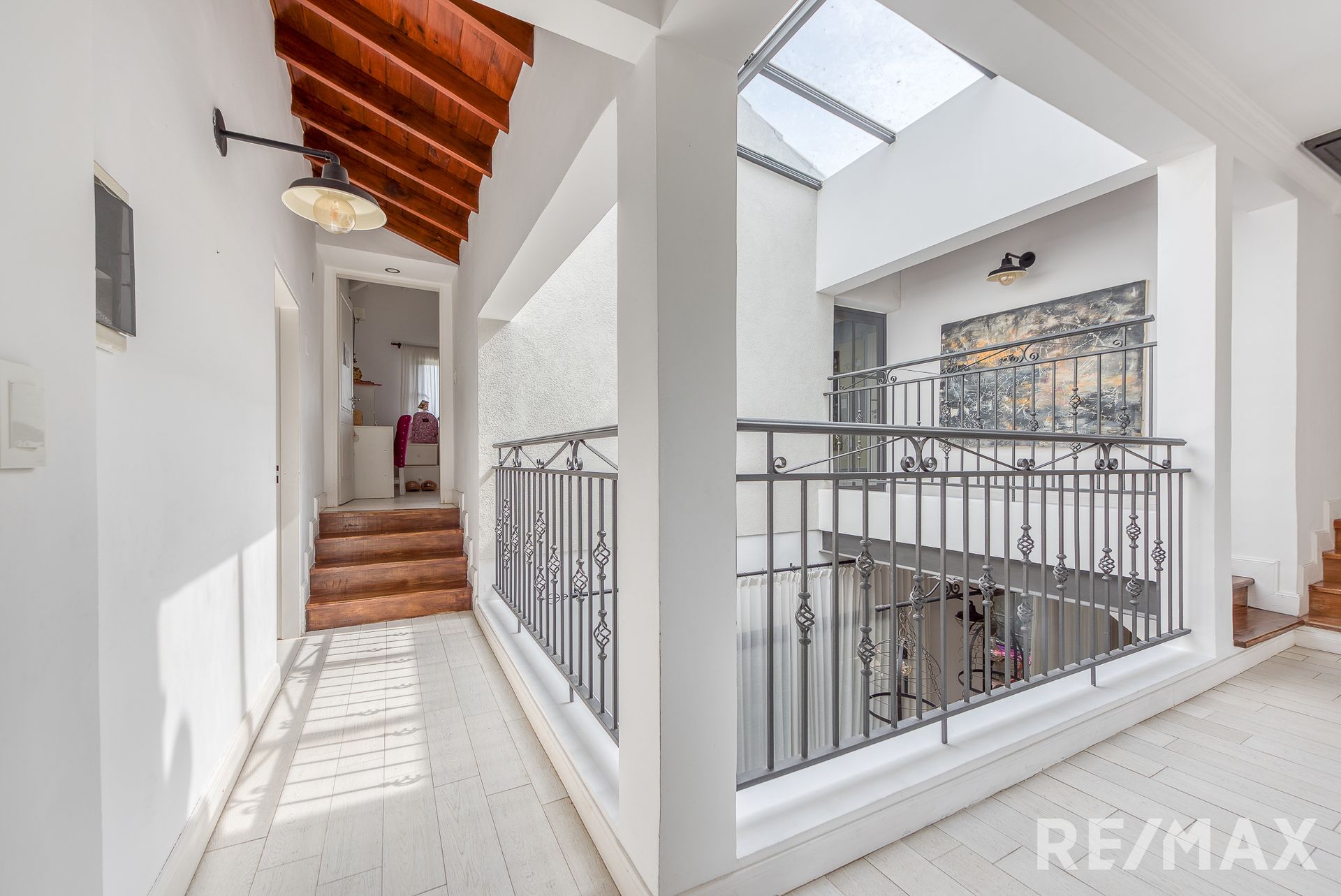 VENTA CASA - 992 mts - Muelle propio - 4 dorm