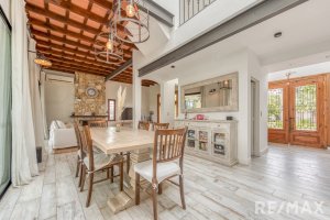VENTA CASA - 1000mts - Muelle propio - 4 dorm