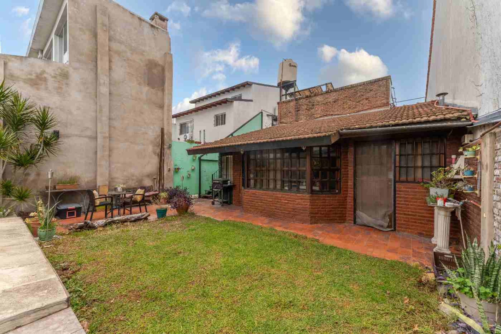 Venta Casa 3 Ambientes Con Jardín Y Pileta Munro