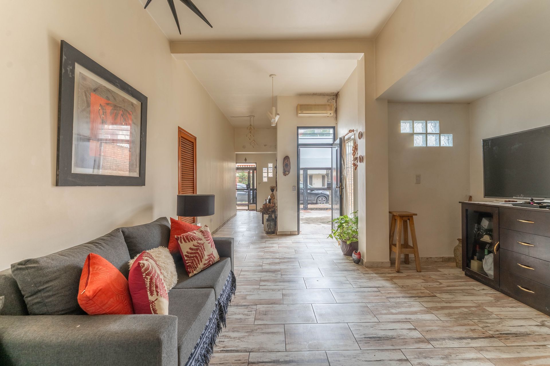Venta Casa 3 Ambientes Con Jardín Y Pileta Munro