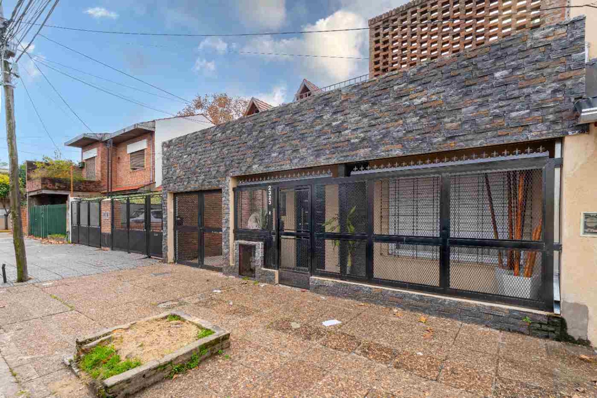Venta Casa 3 Ambientes Con Jardín Y Pileta Munro