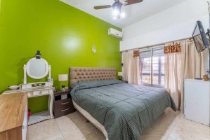 Venta Casa 3 Ambientes Con Jardín Y Pileta Munro